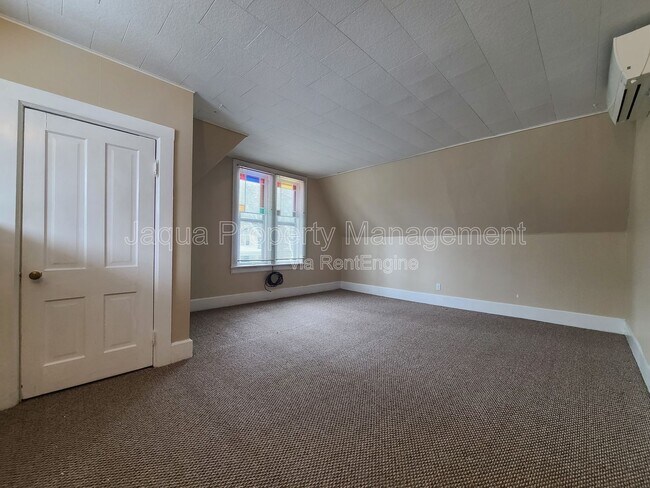 Foto del edificio - 621 State St