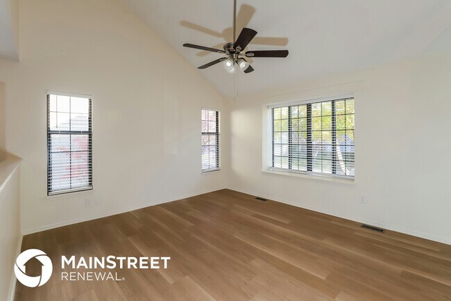 Foto del edificio - 404 SE Bristol Dr