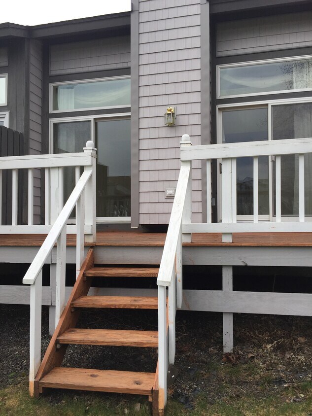 Foto del edificio - 73 Midlake Cir