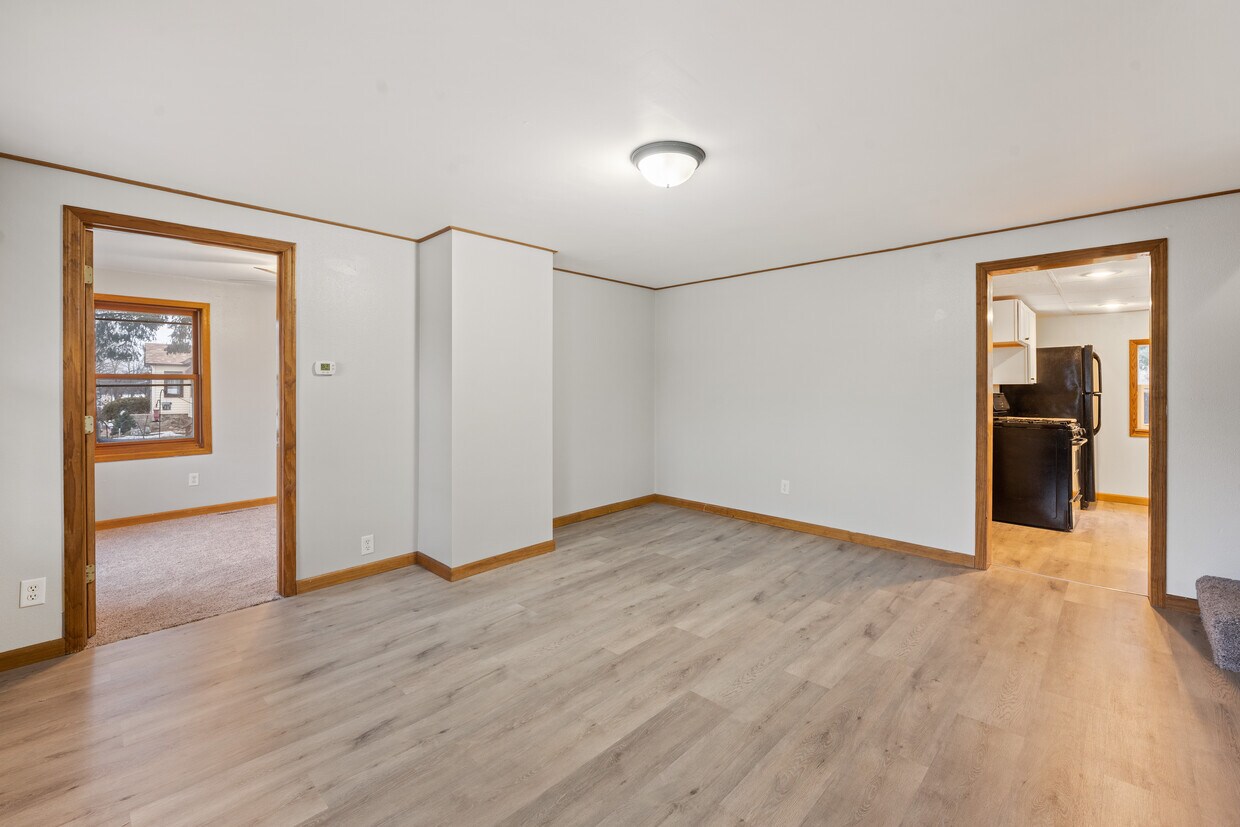 Livingroom - 224 4th Ave