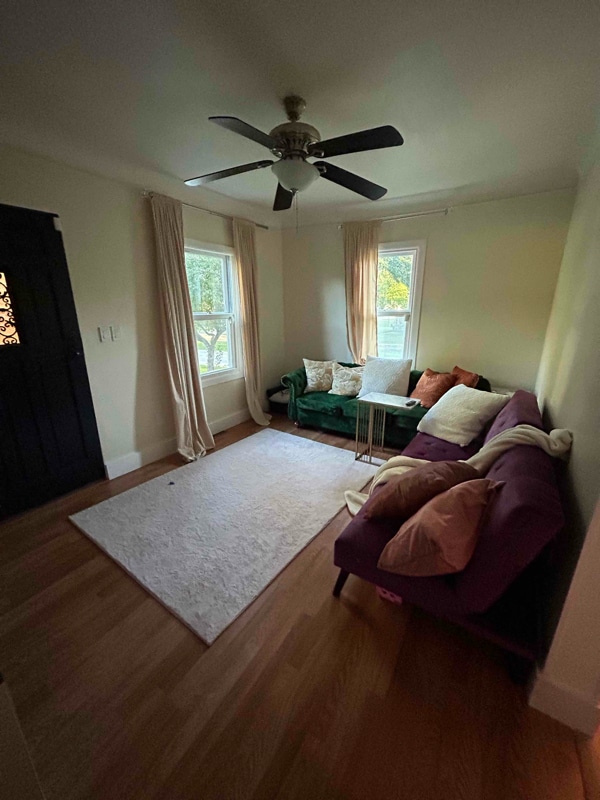 Building Photo - 10611 Baraga St