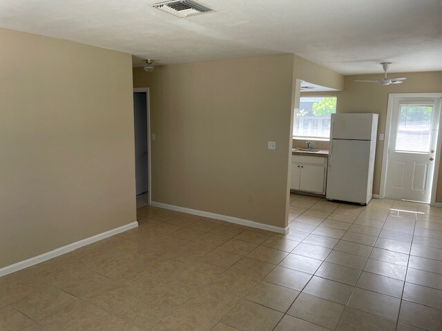 Primary Photo - 623 92nd Ave N