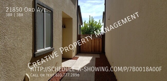Foto del edificio - 3 Bedroom House in East Garrison, CA 93933