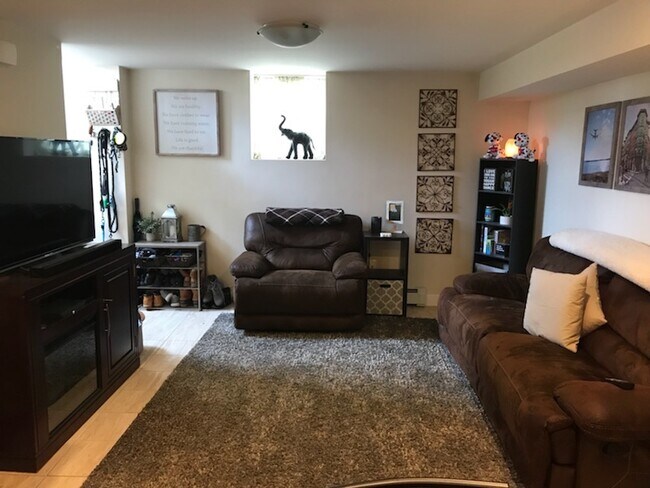 Foto del edificio - 258 Oakwood Ave