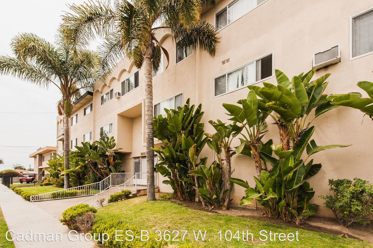 Foto principal - 3627 W 104th St