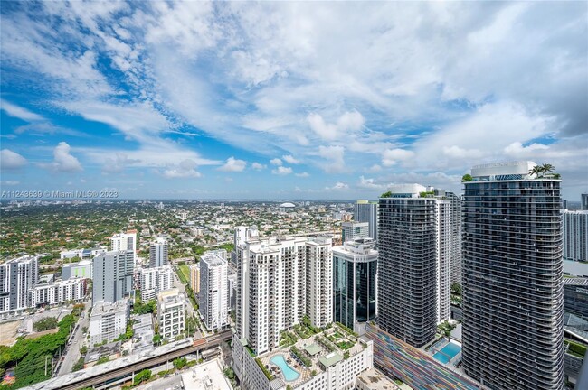 Foto del edificio - 1000 Brickell Plaza