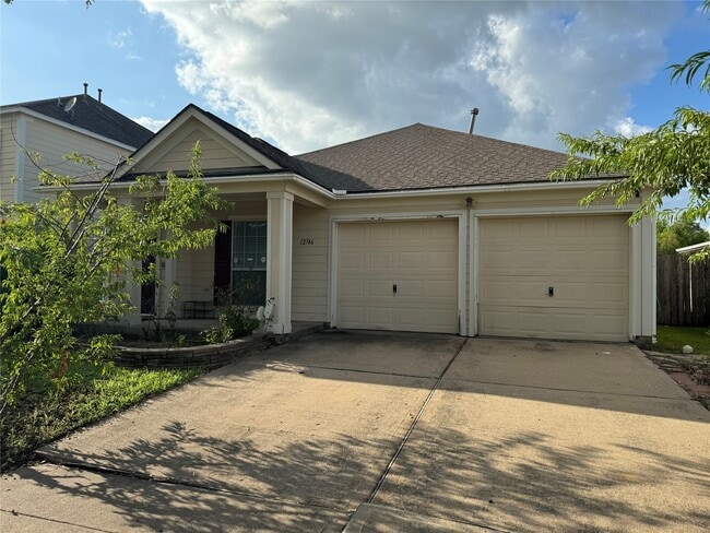 Foto del edificio - 12746 Wisteria Park Dr