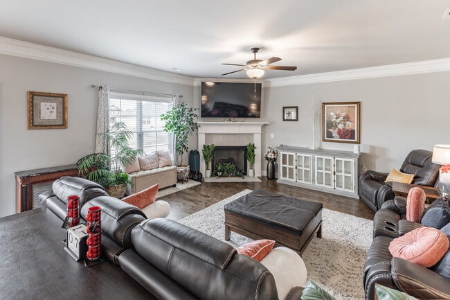 Building Photo - 108 Maple Bend Dr