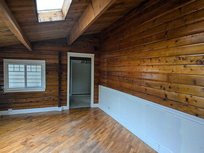 Photo du bâtiment - 46520 Clayton Ave