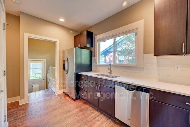 Building Photo - 3371 W 35th Ave