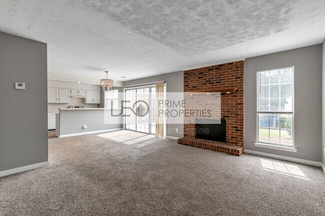 Foto del edificio - 5546 Clover Rise Ln