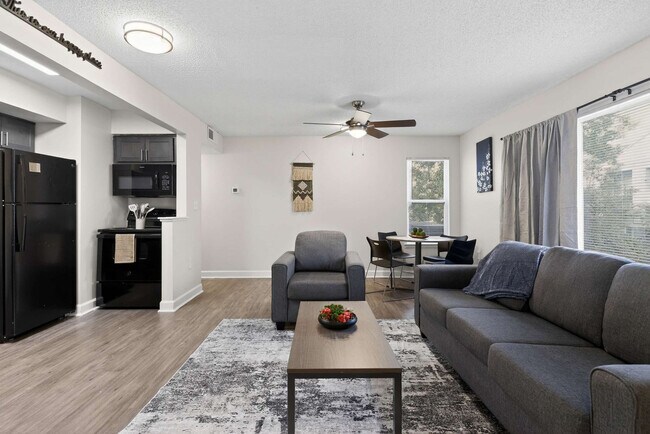 Foto del edificio - 800 Alexander Rd