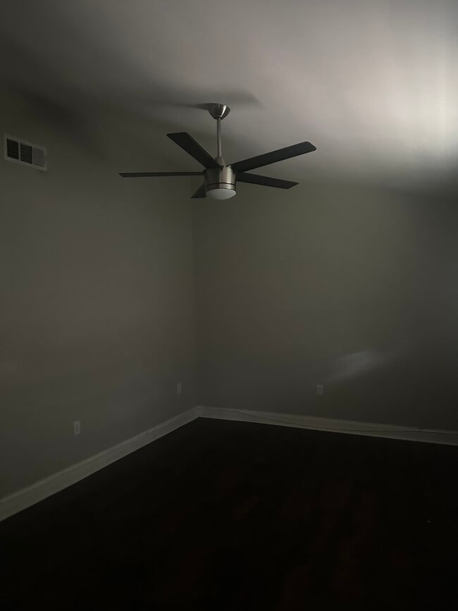 Building Photo - 13822 Chalmette Ave