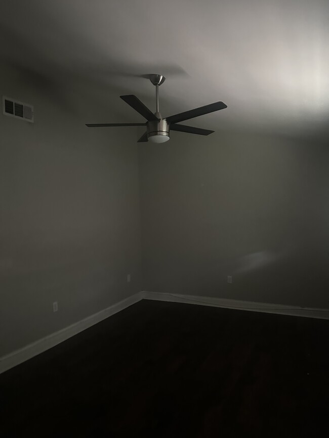 Foto del edificio - 13822 Chalmette Ave