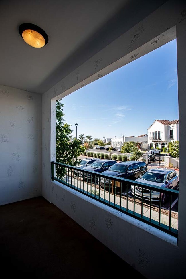 CAYS AT DOWNTOWN OCOTILLO - Apartment for Rent in Chandler, AZ