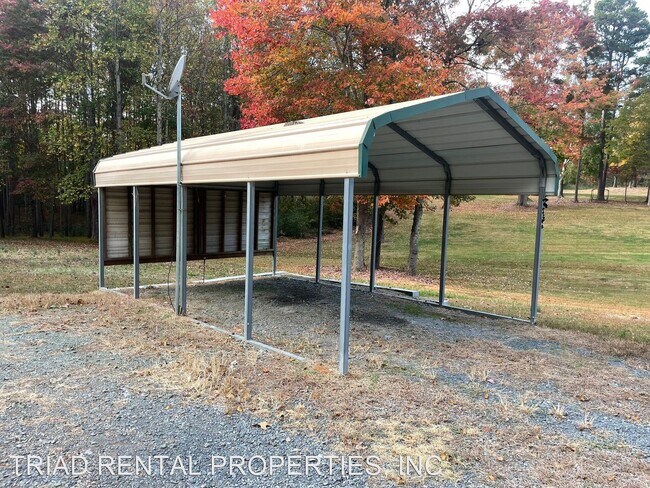 Building Photo - 2 br, 1 bath House - 6670 RANDALL HURLEY RD.