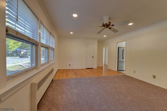 Building Photo - 255 Bogert Rd