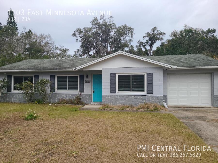 Foto principal - Charming Deland 3 Bedroom Home Close to Do...