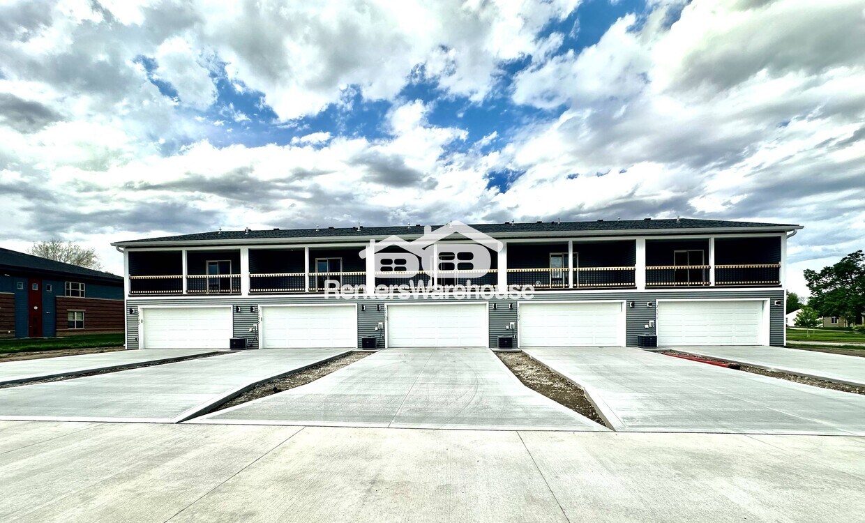 Foto principal - 2105 Willis Ave