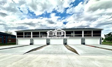 Building Photo - 2103 Willis Ave