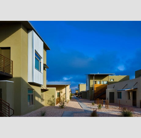 Building Photo - La Pradera