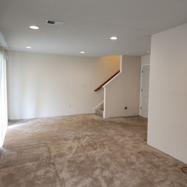 Building Photo - COMING SOON - RIVERCREST