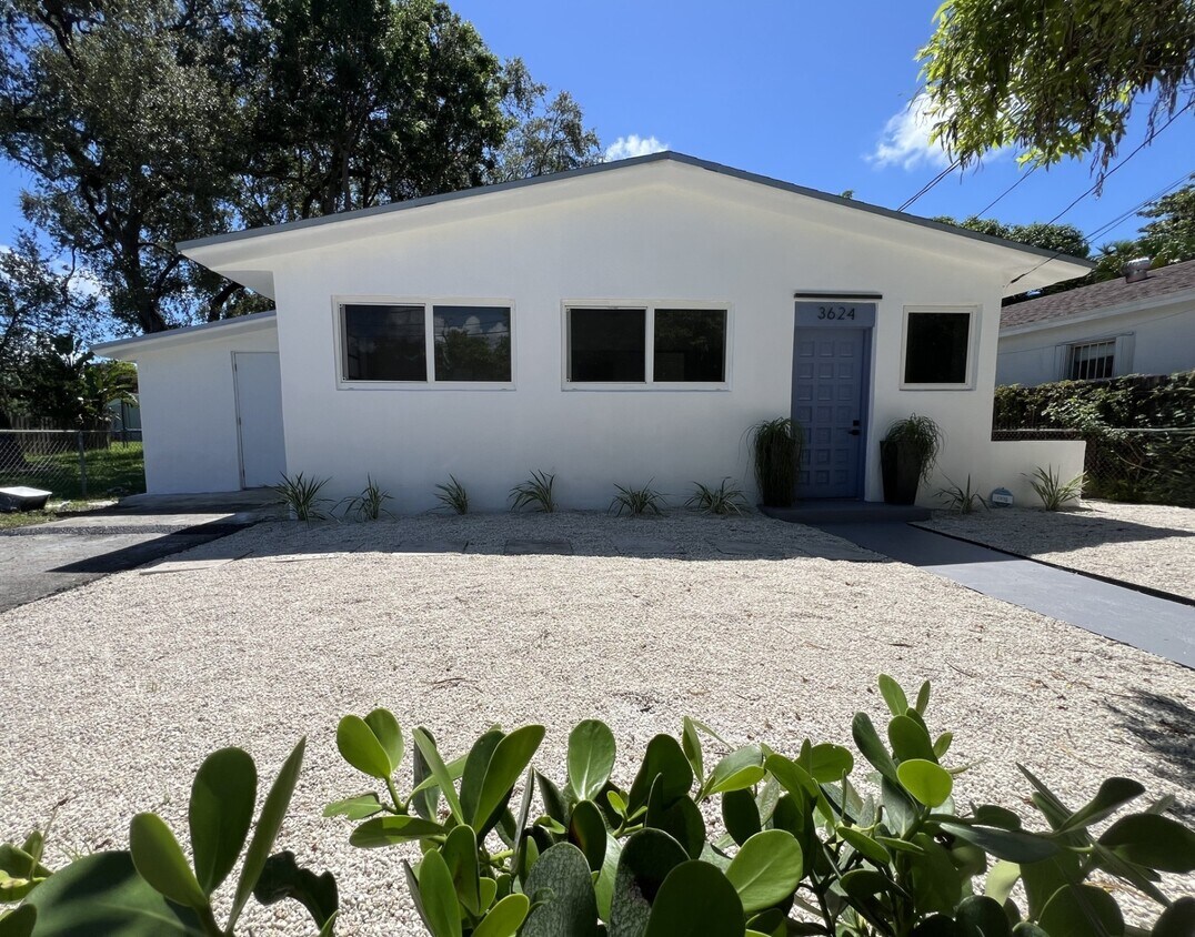 Photo - 3624 Oak Ave (Miami, FL)