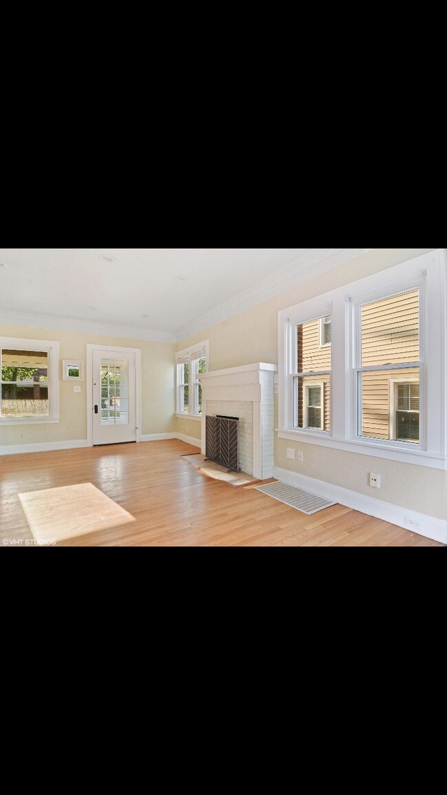 373 Kensington Rd, Rocky River, OH 44116 House Rental in Rocky River