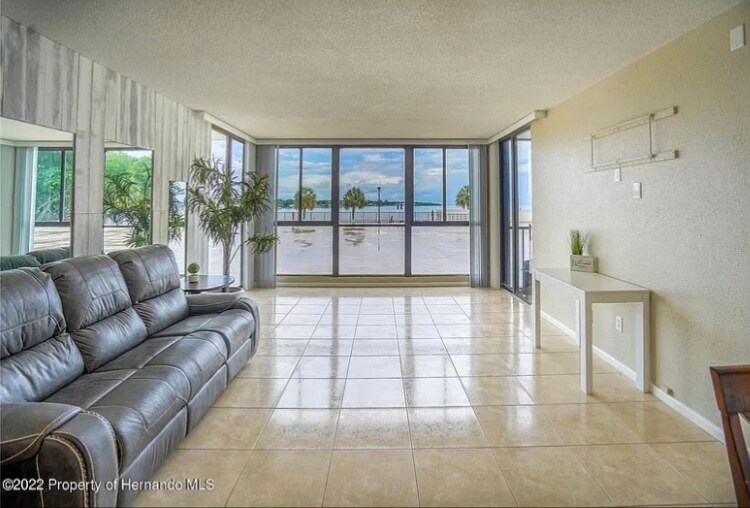 7100 Sunshine Skyway Ln S Unit 1201, Saint Petersburg, FL 33711 Condo
