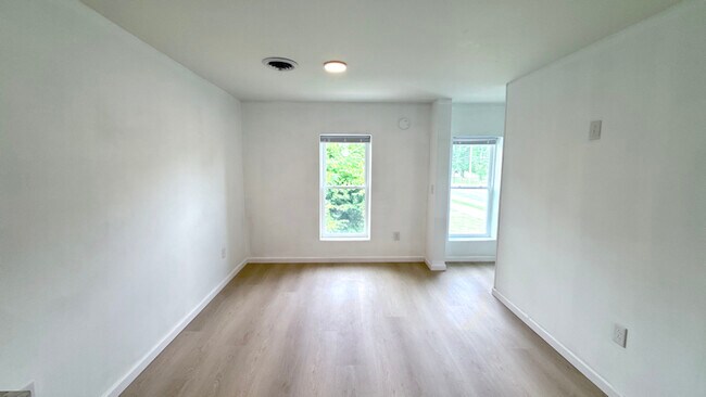 Foto del edificio - 640 Lenox Ave