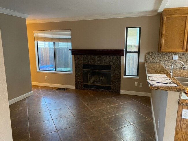 Building Photo - WONDERFUL BRENTWOOD DEER CREEK COMMUNITY!