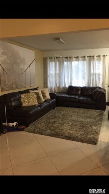Foto del edificio - 445 Peninsula Blvd