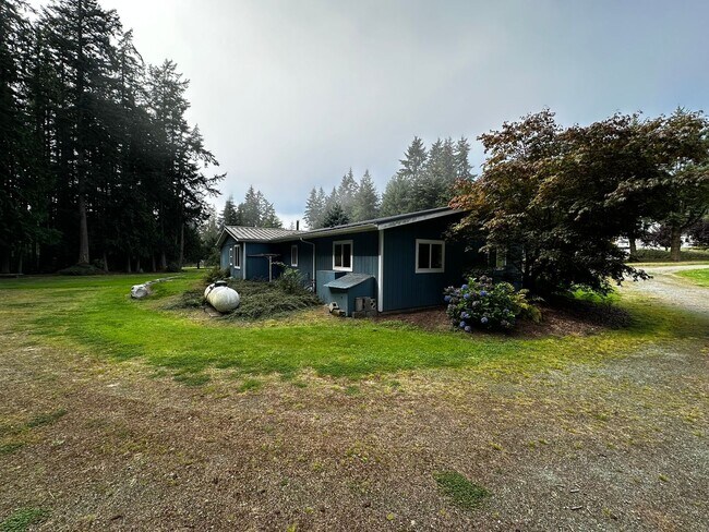 Building Photo - 4204 Sharpe Rd