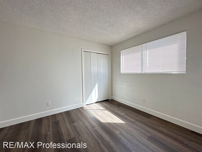 Building Photo - 2 br, 1 bath House - 4000 Shinners Place -...