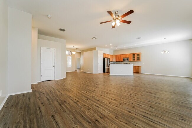 Building Photo - 5115 W Wild Burro Spring Dr