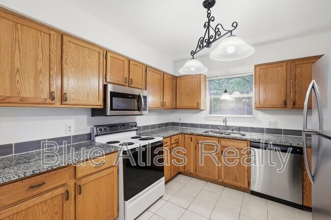Building Photo - 4101 Gentle Springs Dr