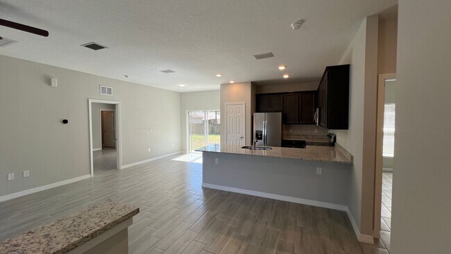 Building Photo - Beautiful, BRAND NEW 3 Bedroom, 2 Bathroom...