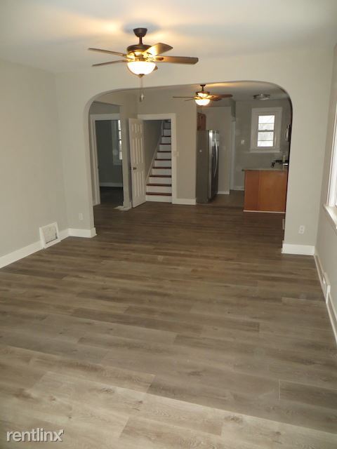 Building Photo - 5 br, 3 bath House - 55 Plum St
