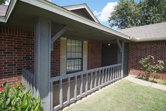 Building Photo - 11709 Tyson Ct