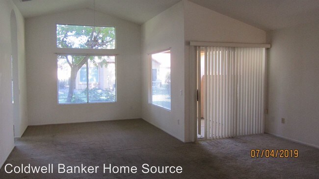 Building Photo - 11580 Mountain Meadow Dr