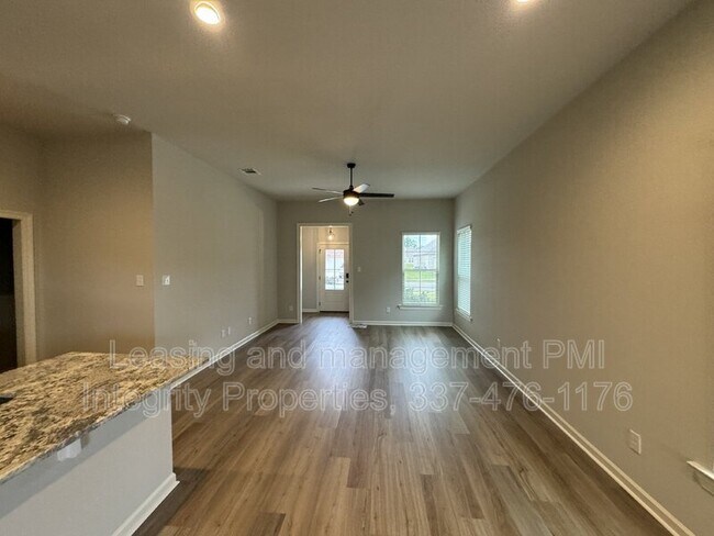 Building Photo - 112 Segovia Wy