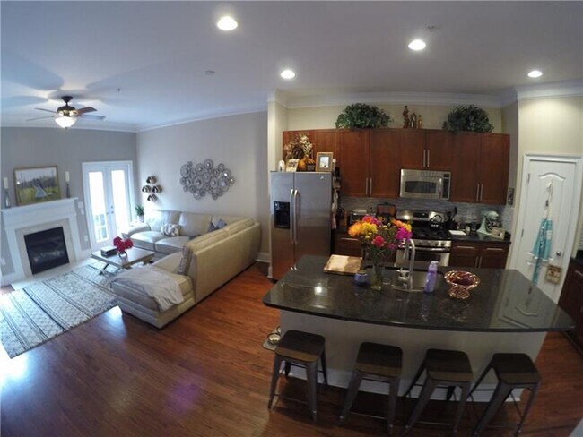 Building Photo - 1585 Mosaic Way