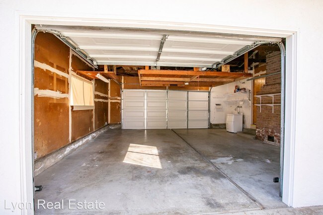 Building Photo - 4 br, 2 bath House - 3917 Hancock Drive