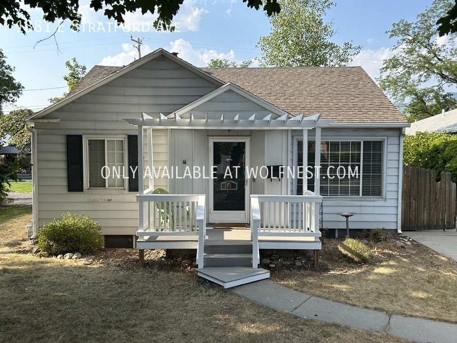 Primary Photo - Beautiful 4 Bed Sugarhouse Home! No Deposi...
