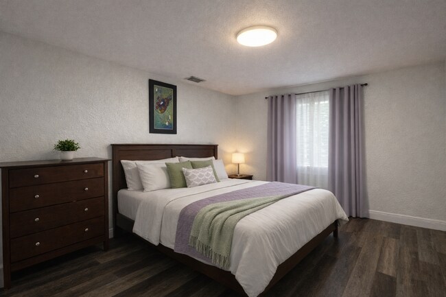 Foto del edificio - 561 NE 159th St