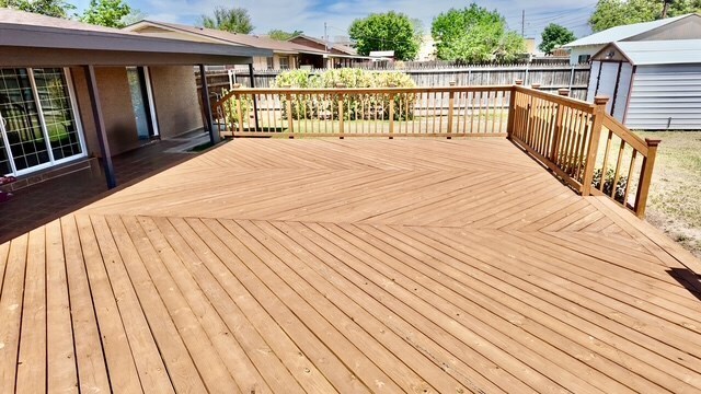 Foto del edificio - 1706 Emerald Ave