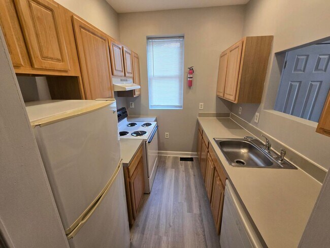 Foto del edificio - 201 N Ellwood Ave