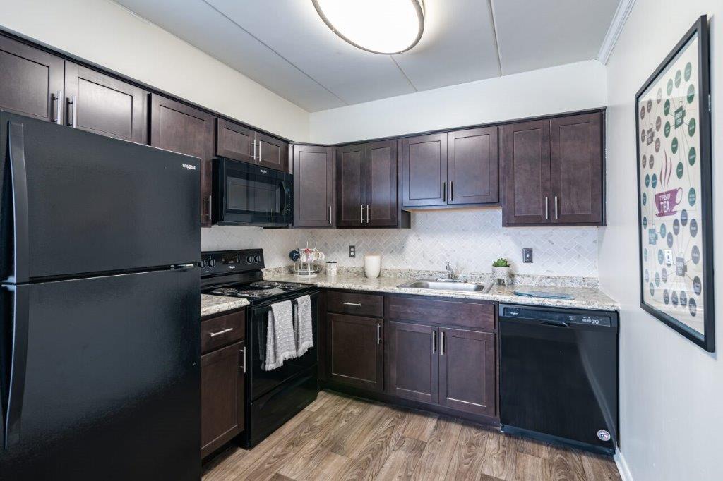 Foto principal - William Penn Village Apartment Homes