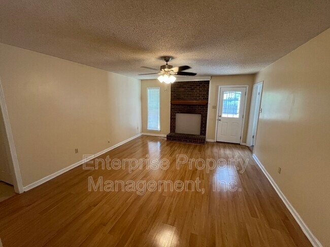 Building Photo - 7053 Daneman Dr