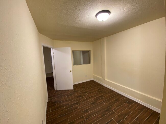 UnidadA dormitorio 1 - 1490 20th Ave